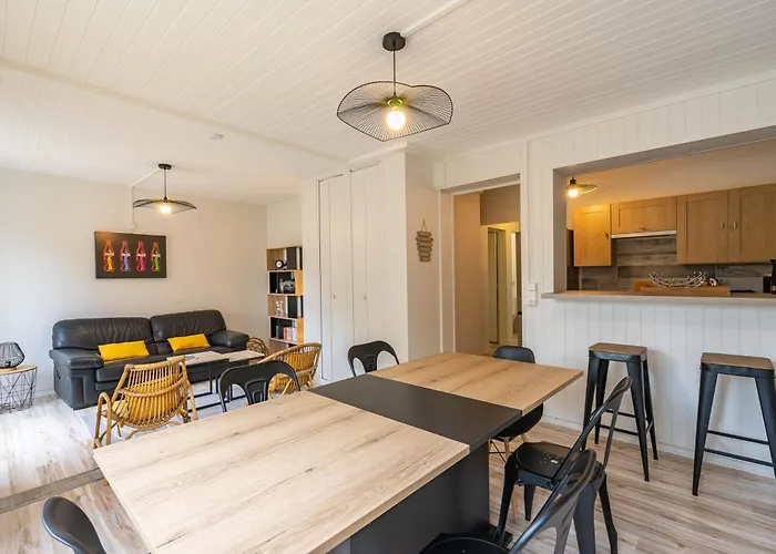 Apartment Face A La *