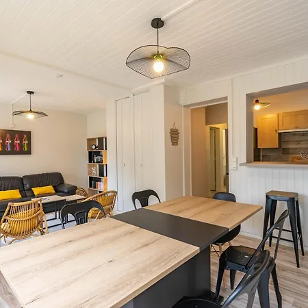 Apartment Face A La *